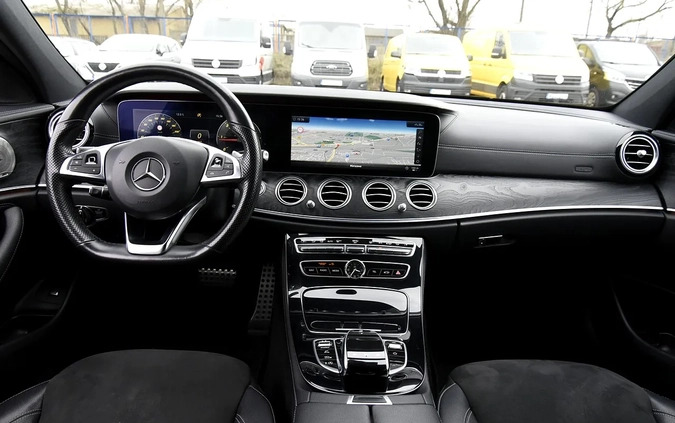 Mercedes-Benz Klasa E cena 137758 przebieg: 94947, rok produkcji 2017 z Ślesin małe 781